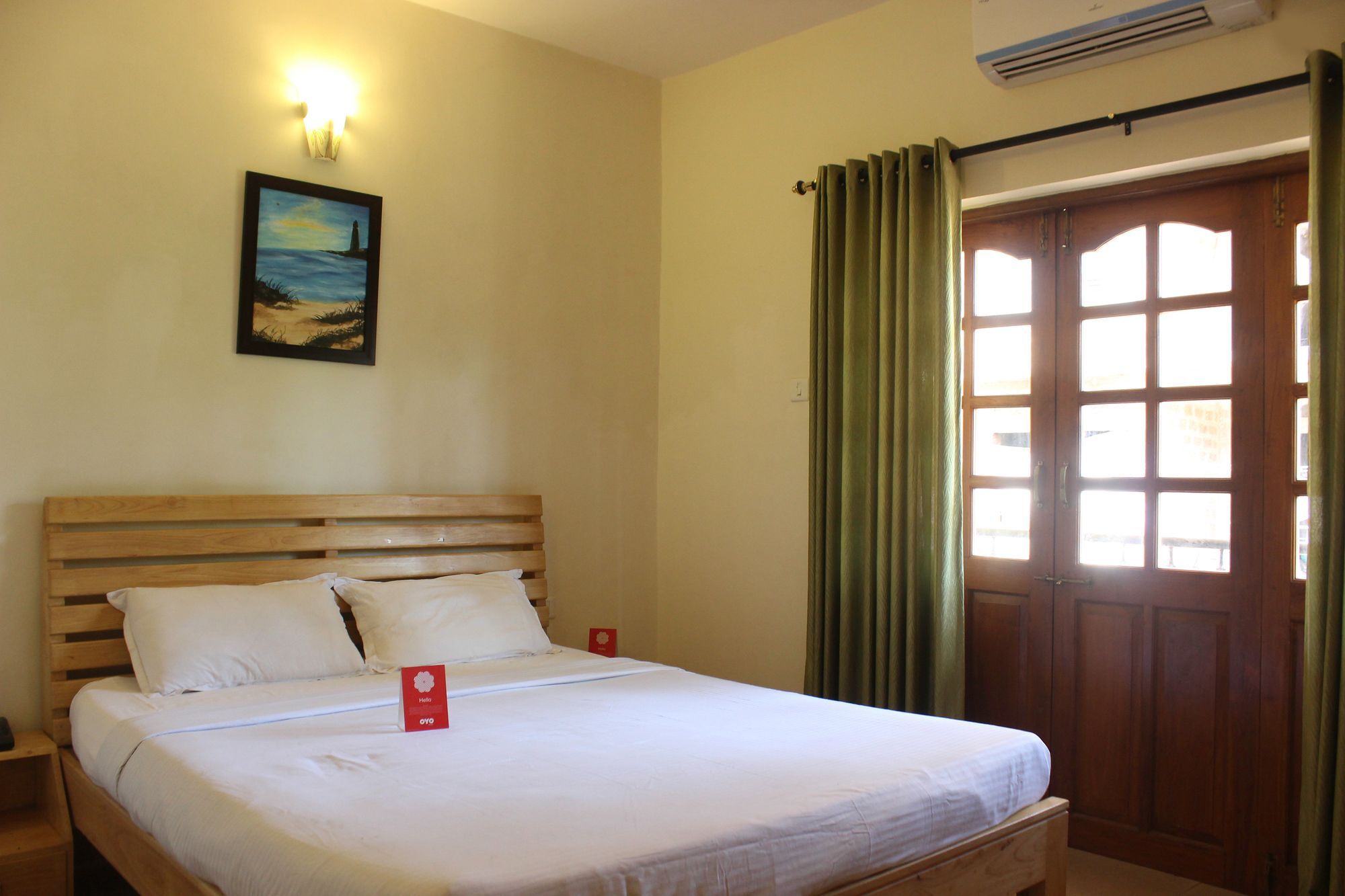 Oyo 7333 V Palms Hotel Candolim Exterior foto
